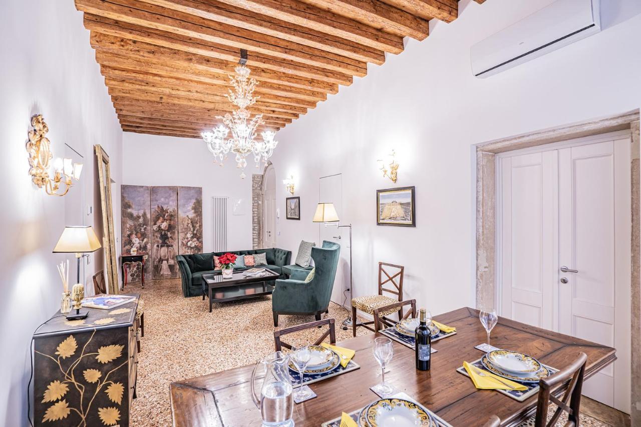 Ca' San Beneto Completely Refurbished In A Fabulously Central Area Венеция Экстерьер фото