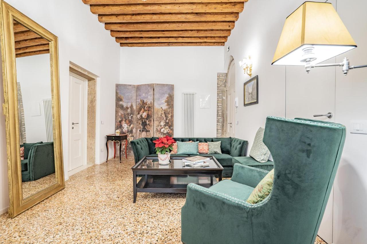 Ca' San Beneto Completely Refurbished In A Fabulously Central Area Венеция Экстерьер фото