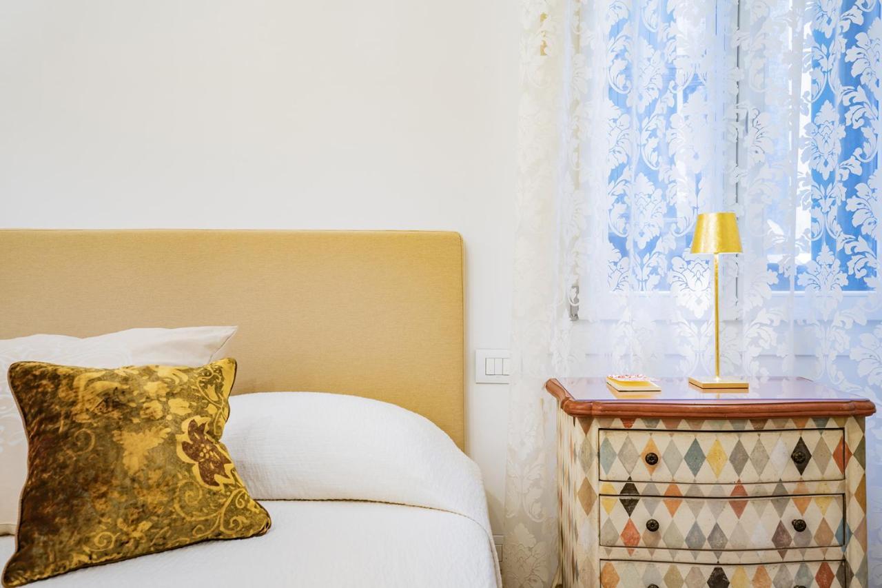 Ca' San Beneto Completely Refurbished In A Fabulously Central Area Венеция Экстерьер фото